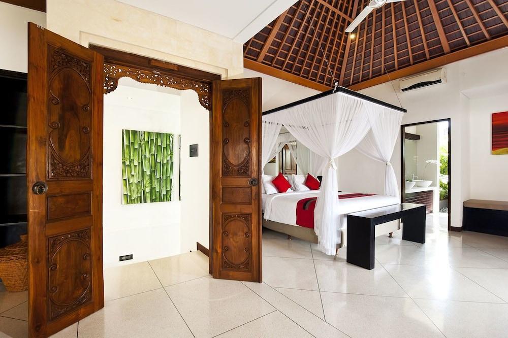 Zanissa Seminyak (Bali)