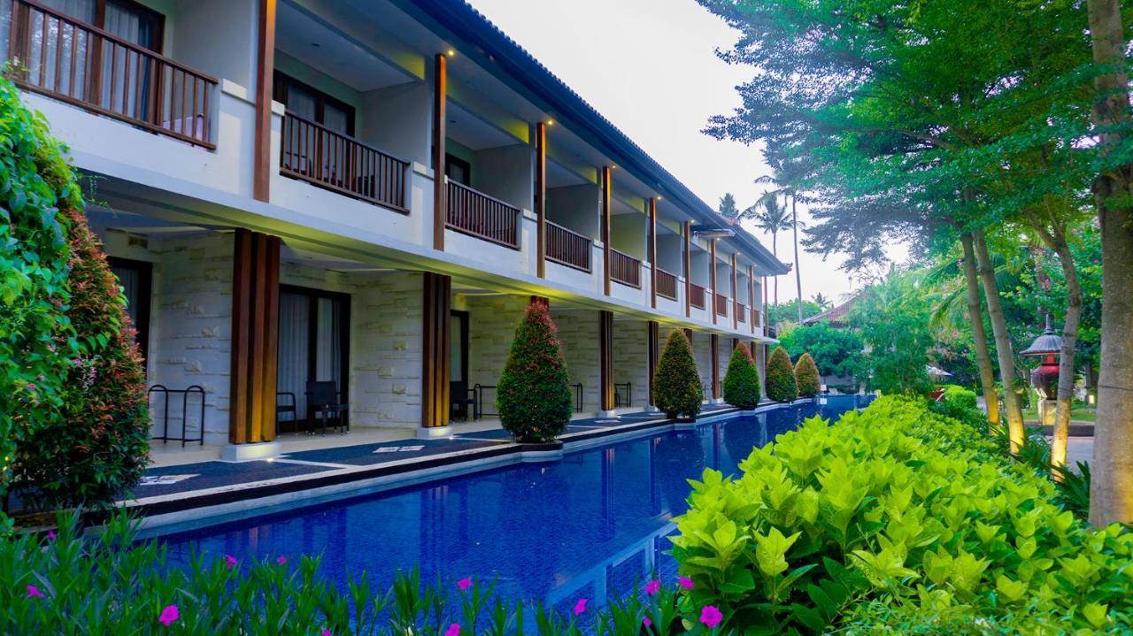 Grand Whiz Nusa Dua Bali Hotel 4*