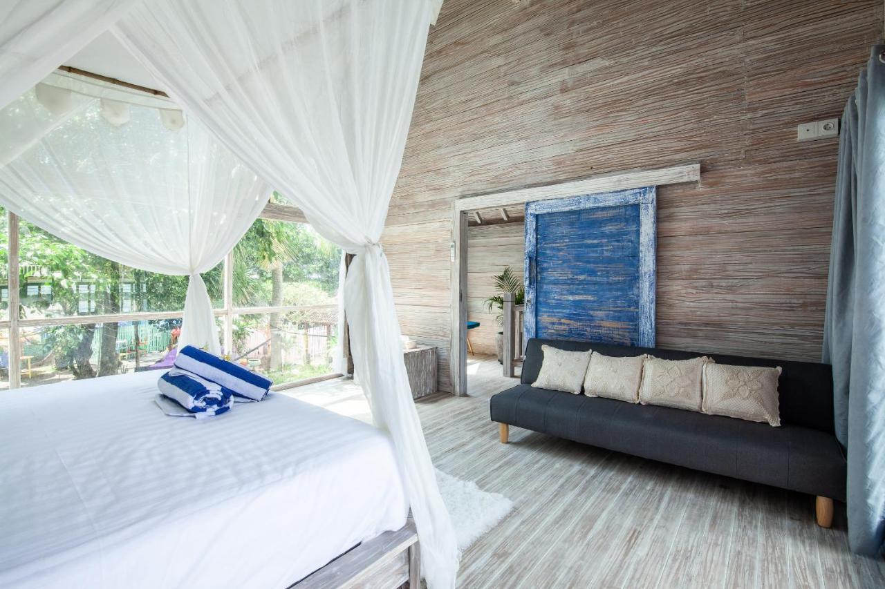 Mesari Hut Seminyak (Bali)