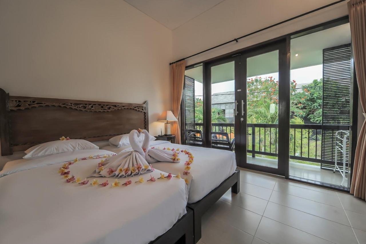 Sayang Terrace House