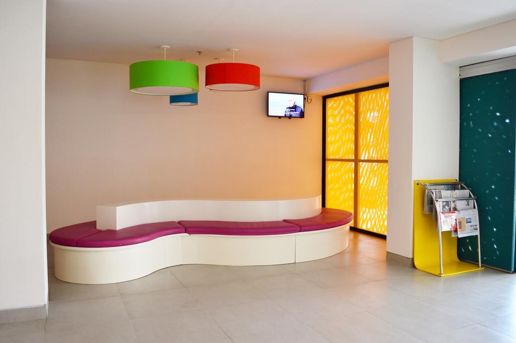 Hotel Pop! 2*