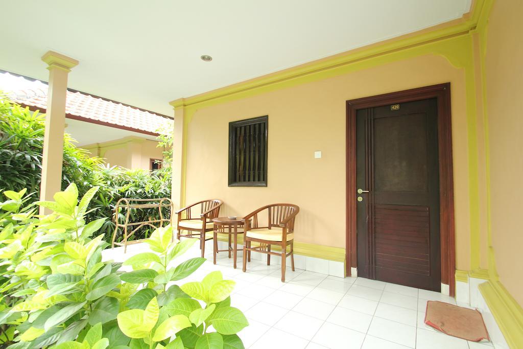 Lusa At Kuta Hotel