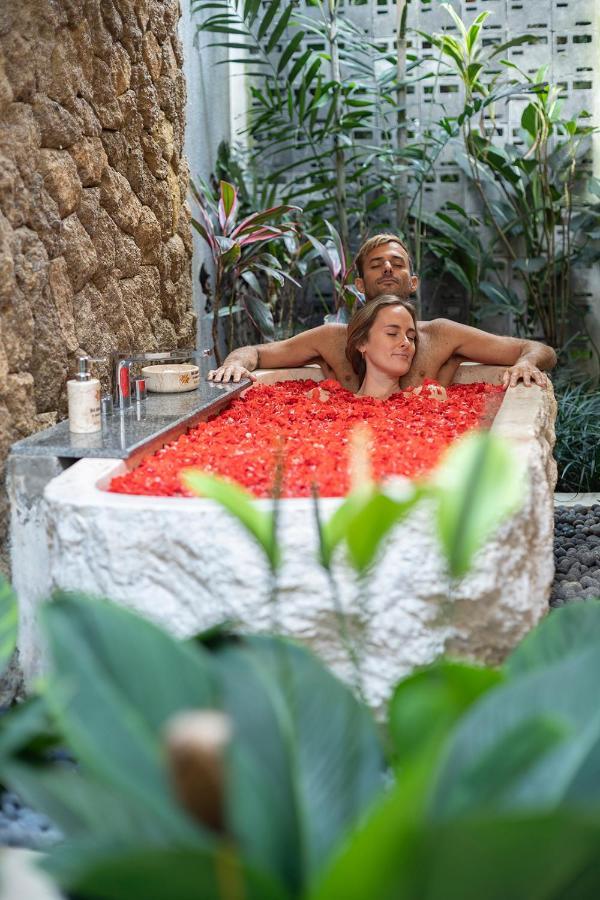 The Sun Of Granary And Resort