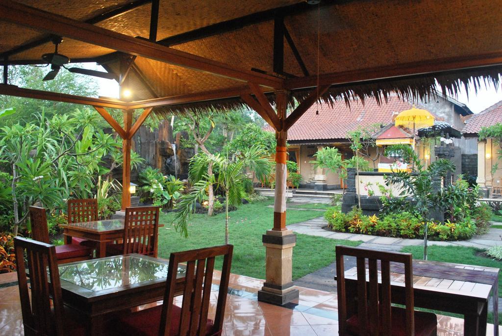 Trijaya Guest house 2*