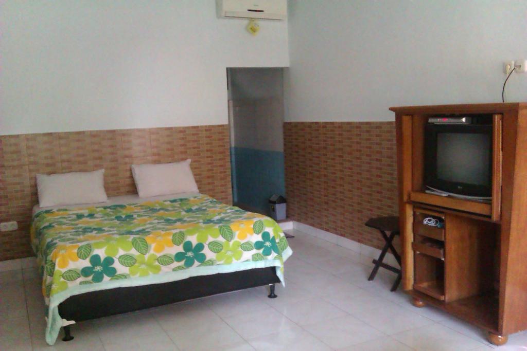 Puri Mandhara Wisma tamu