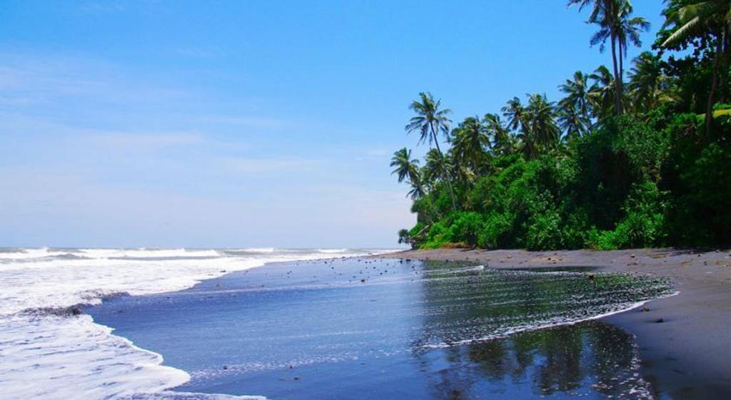 Guest house Rumah Pantai Bali