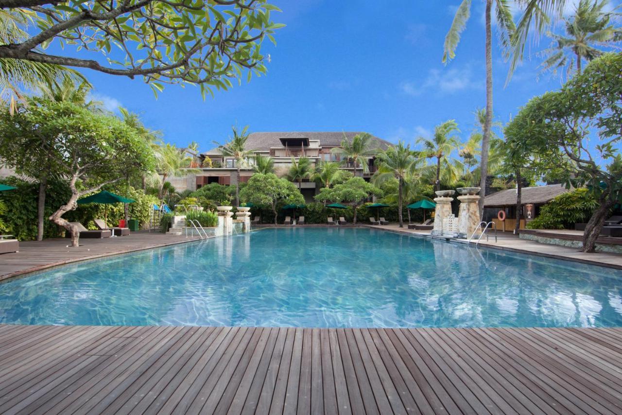 Legian Beach Villas *