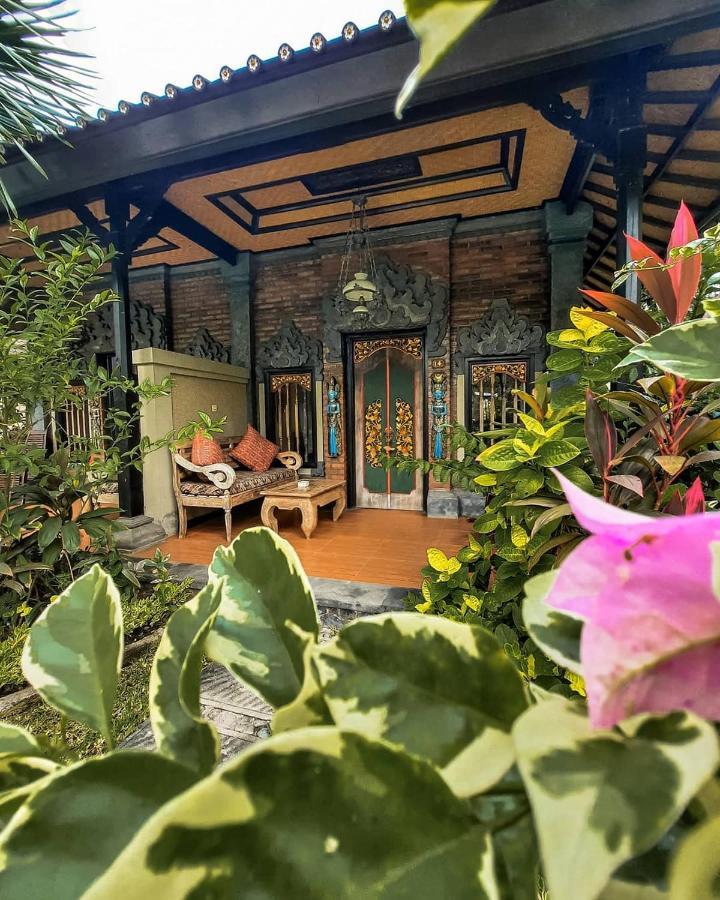 Guest house Tirta Sari 3*