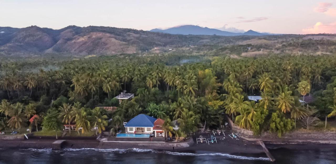 Air Sanih Kubutambahan (Bali)