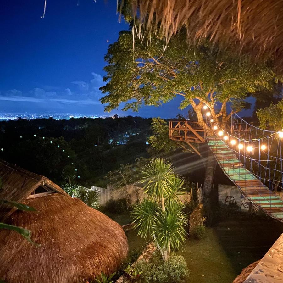 Vertical House Bali Lodge *