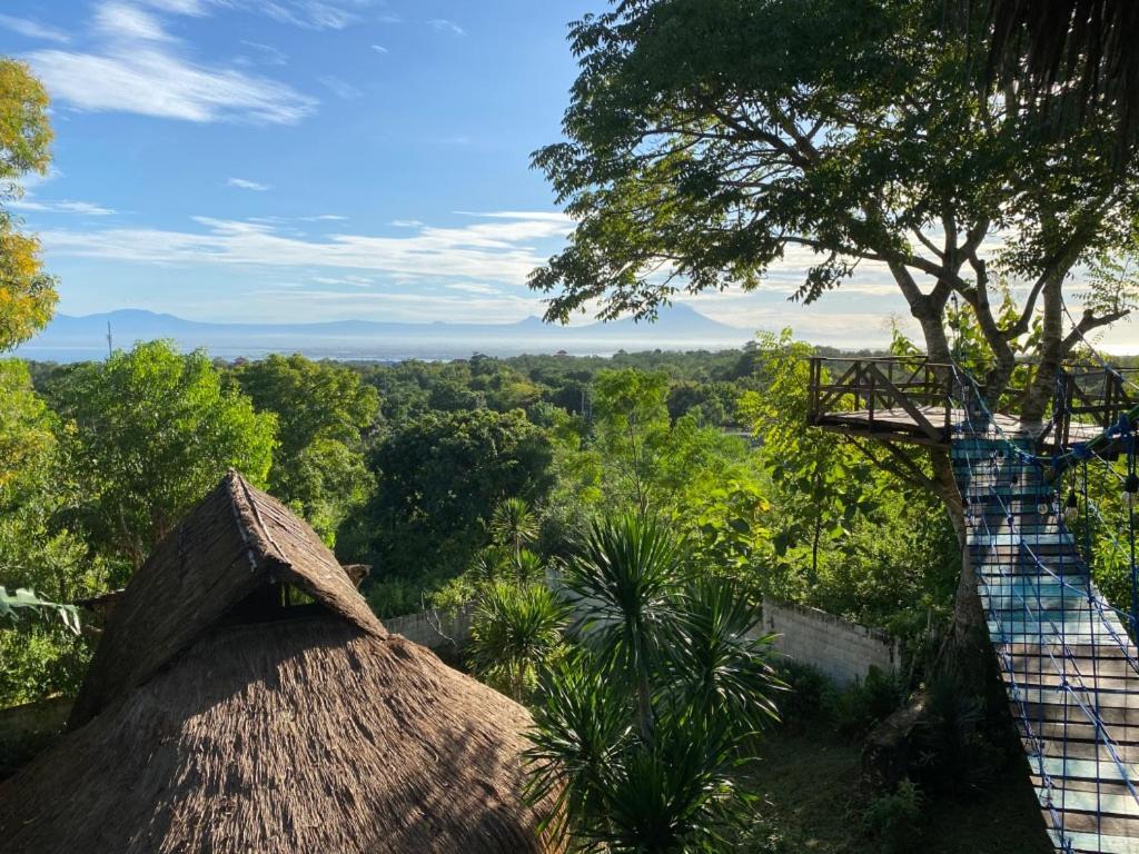Lodge Vertical House Bali