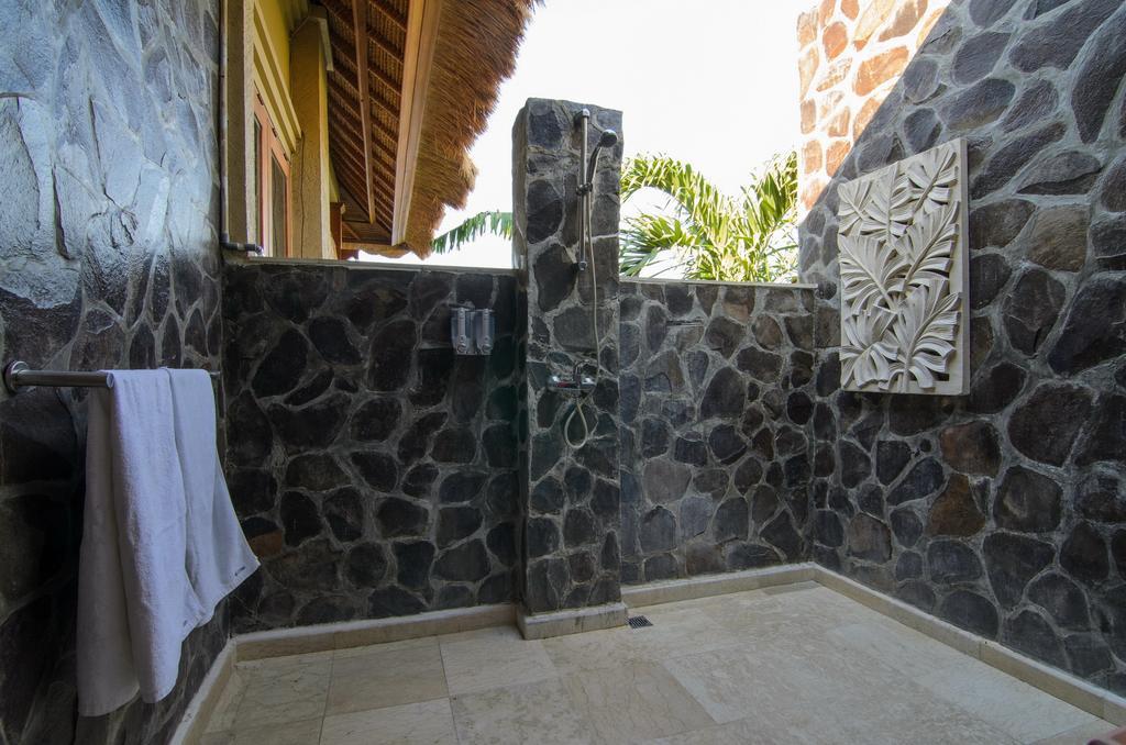 Aquamarine Seaview Villa *
