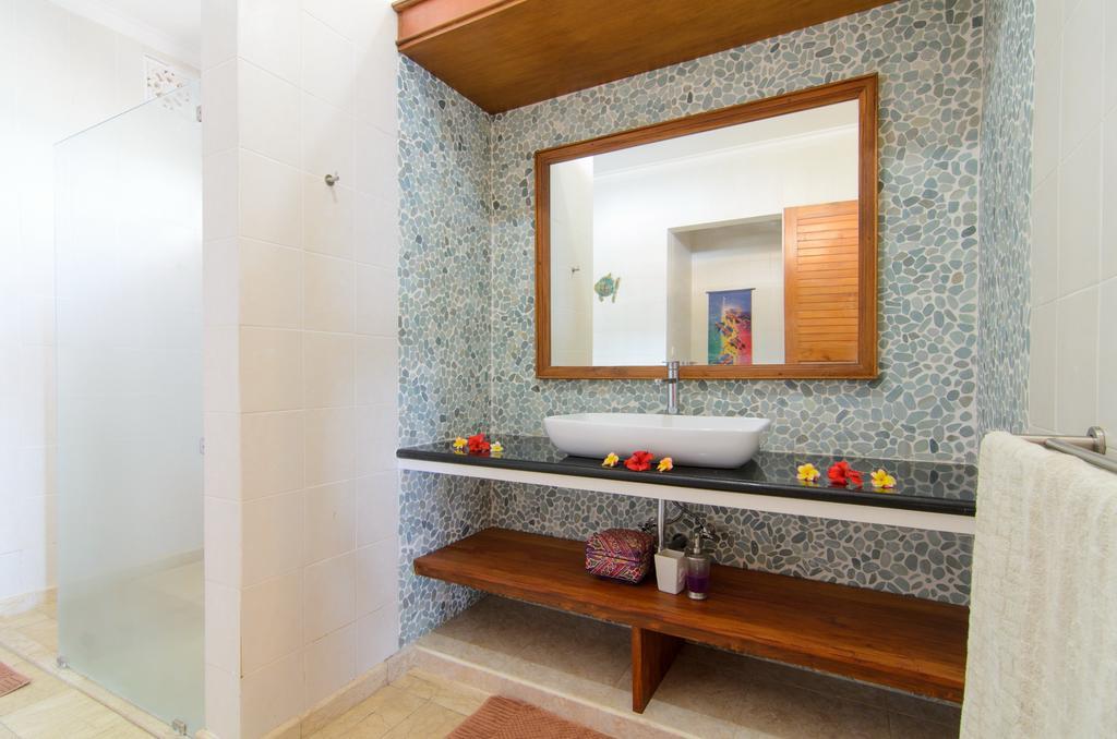Aquamarine Seaview Villa *