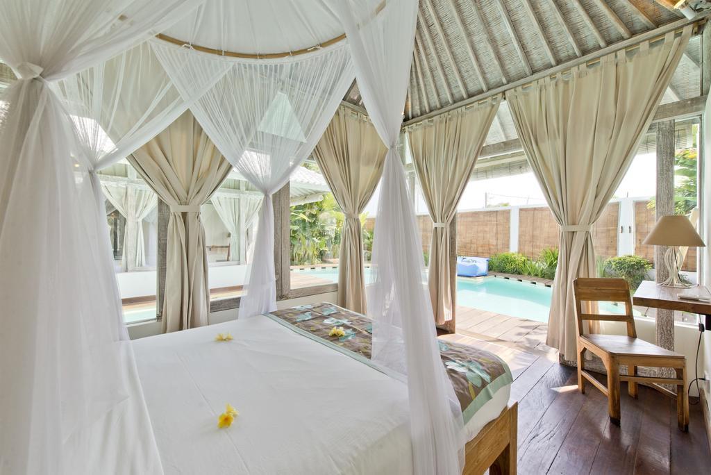 Villa Laksmana Hideaway 2 - Surrounded By Water- 2bd With Fantastic Pool! *