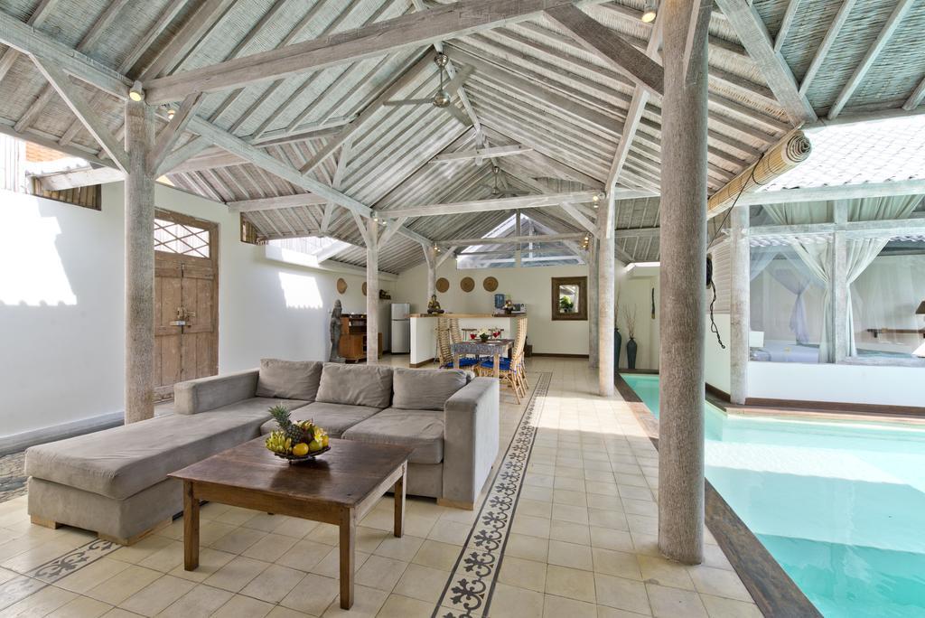 Villa Laksmana Hideaway 2 - Surrounded By Water- 2bd With Fantastic Pool!