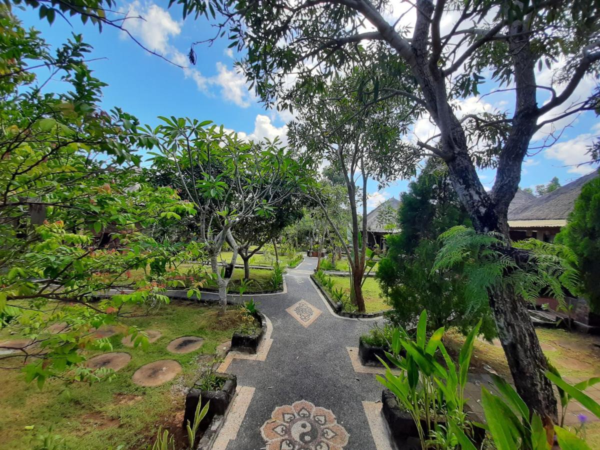 Balangan Garden 3*