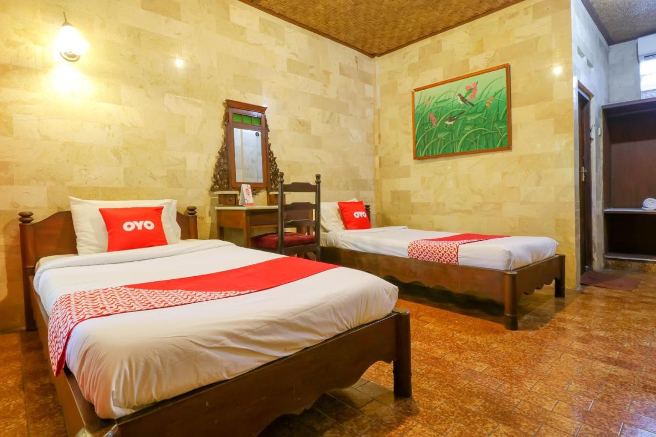 Hotel Oyo 1930 Ananda 2*