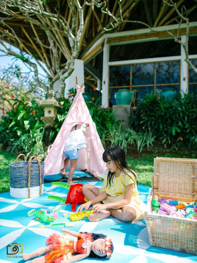 Lotus Holiday park Candi Dasa (Bali)