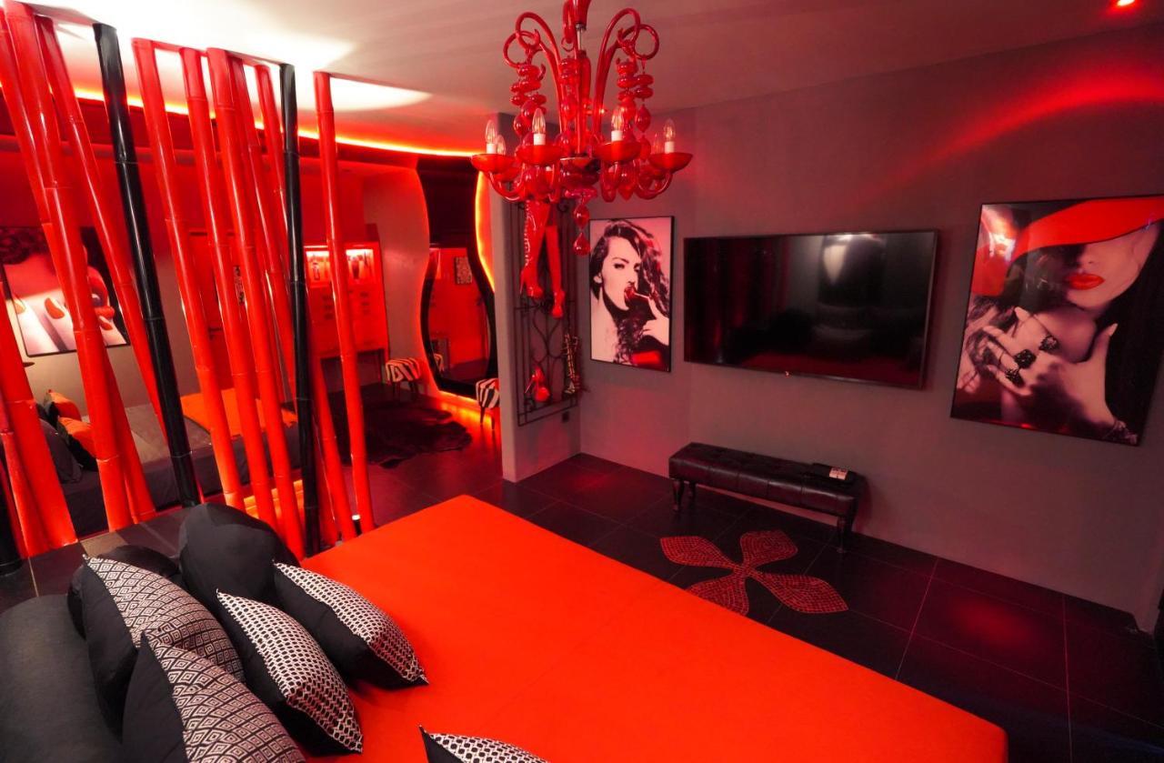 Hotel Pinkcoco - Constant Surprises & For Cool Adults Only Uluwatu (Bali)