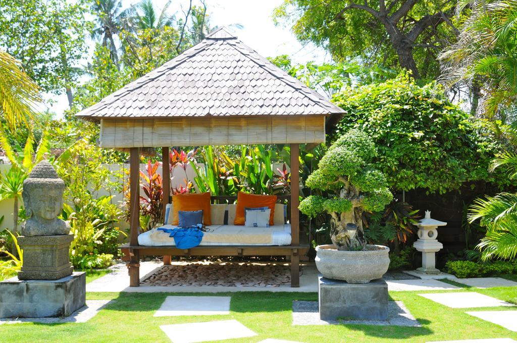 Frangipani 3* Lovina (Bali)