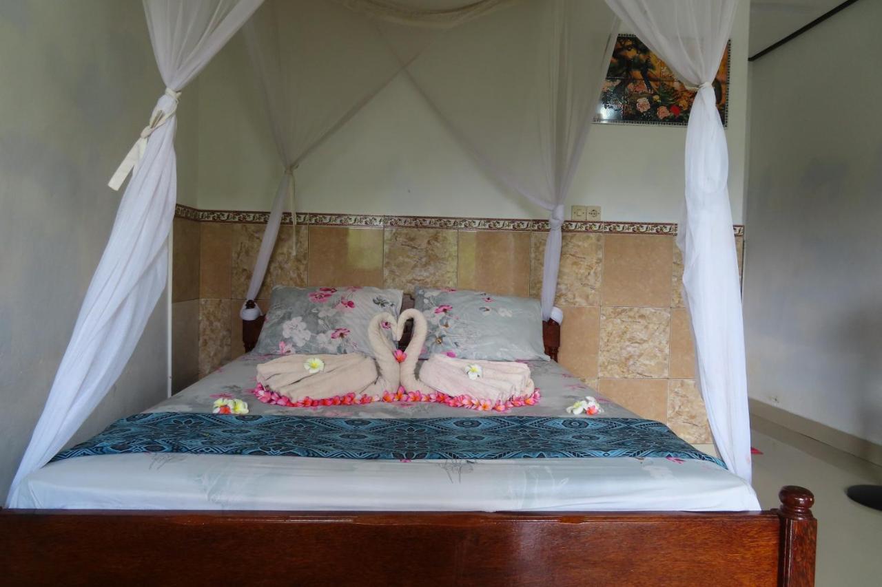 Lembah Dukuh Guest house *