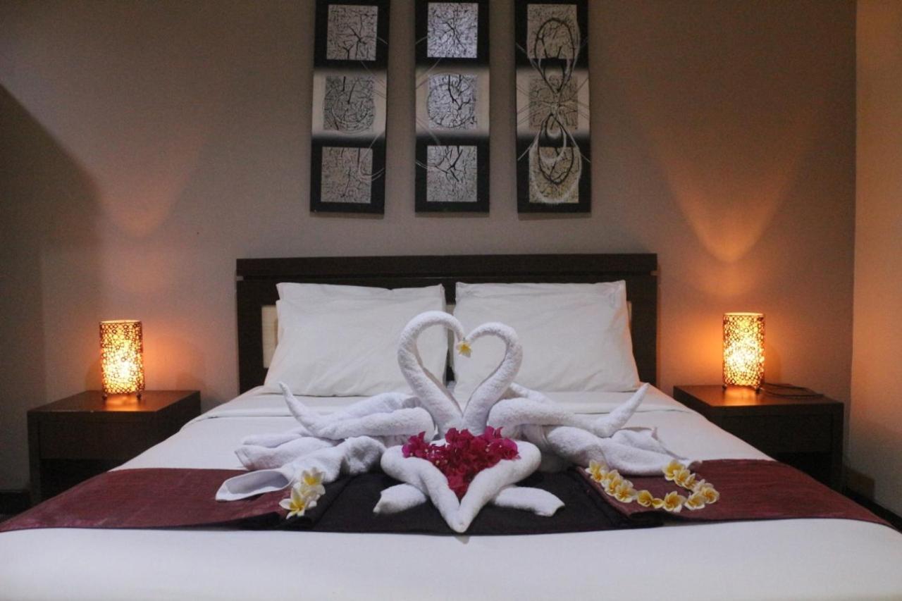 Hotel Mansu And Legian 3*