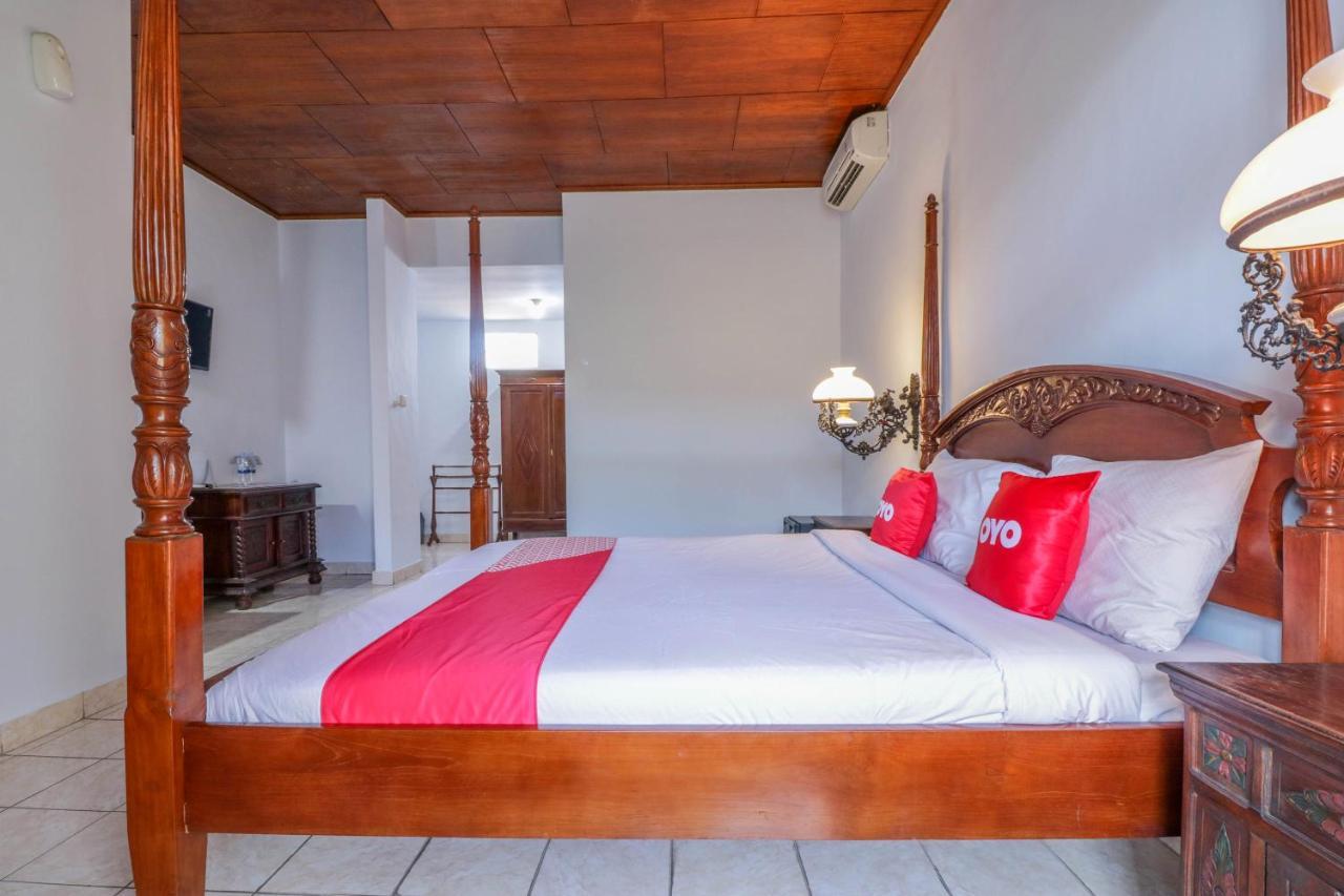 Oyo 1930 Ananda Hotel Sanur (Bali)