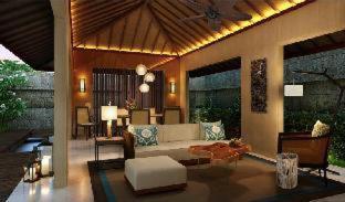 Resort Nirjhara 5*