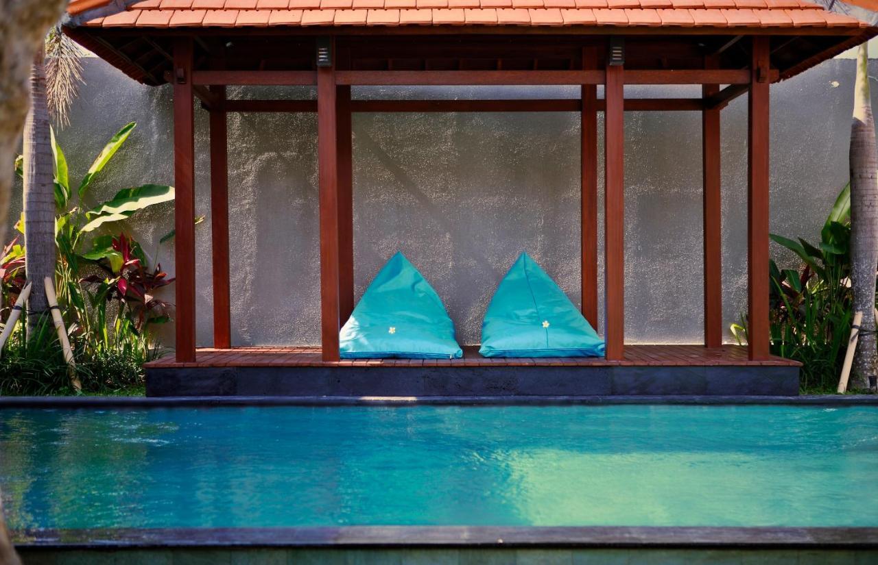 Kubu Manggala Seminyak (Bali)