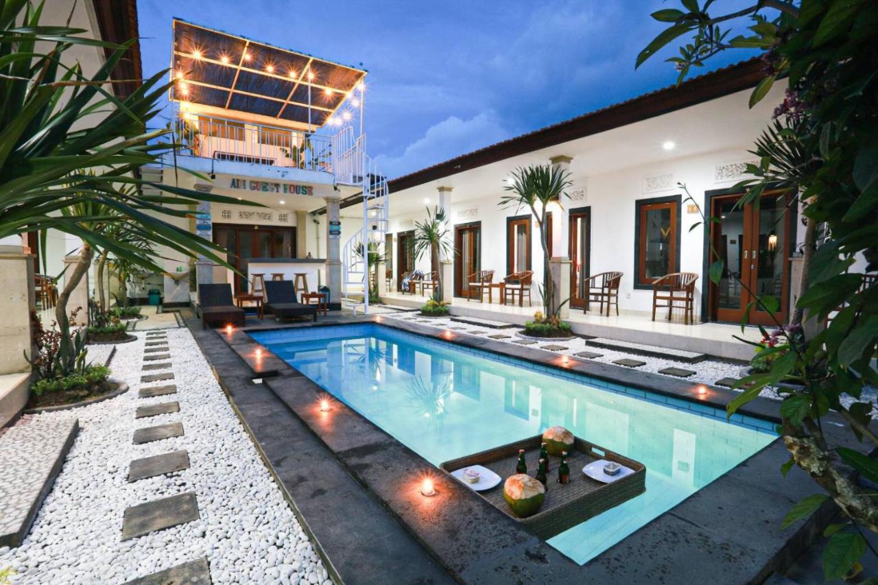 Adi Guest house *
