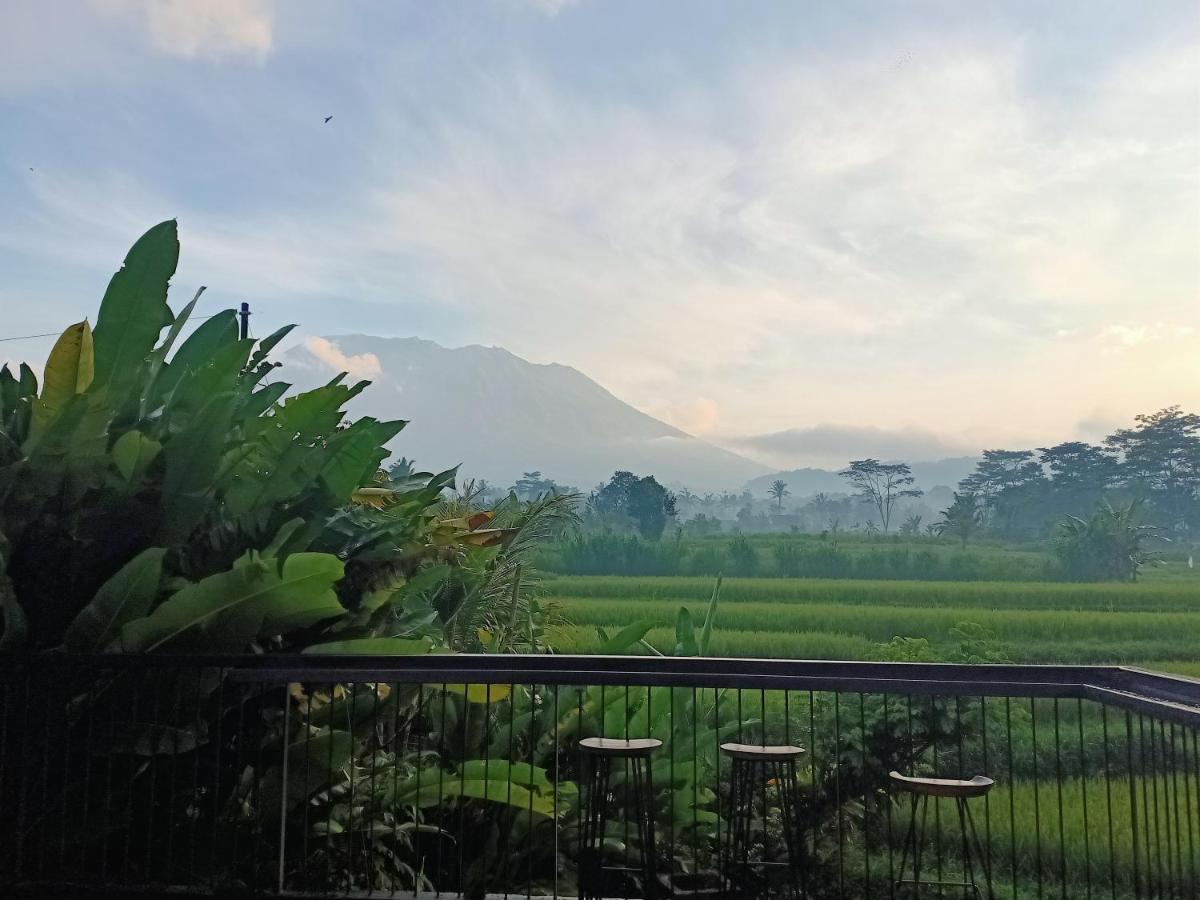Jero Tumbuk Private Selat