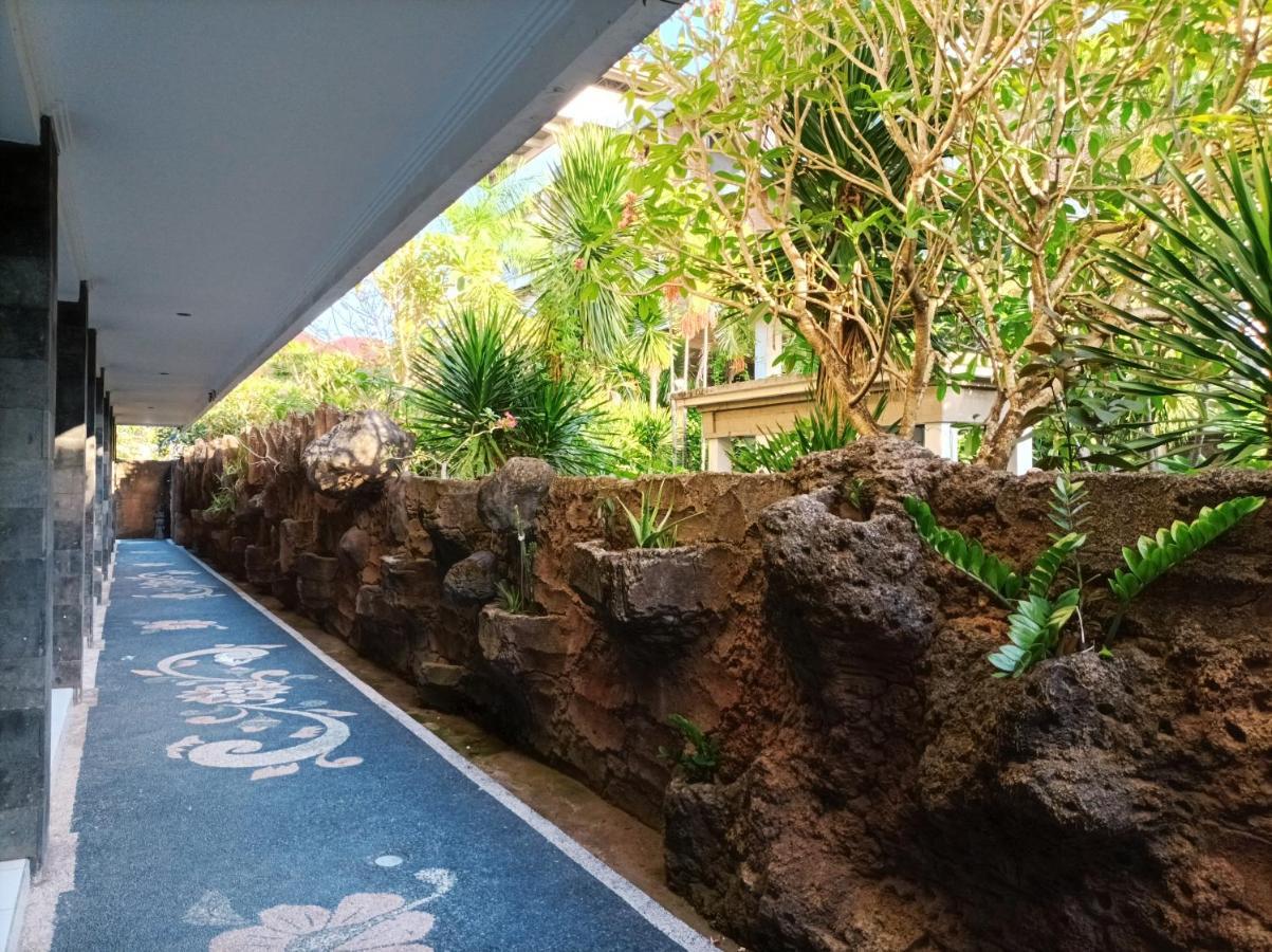 Sapta Petala * Kuta (Bali)
