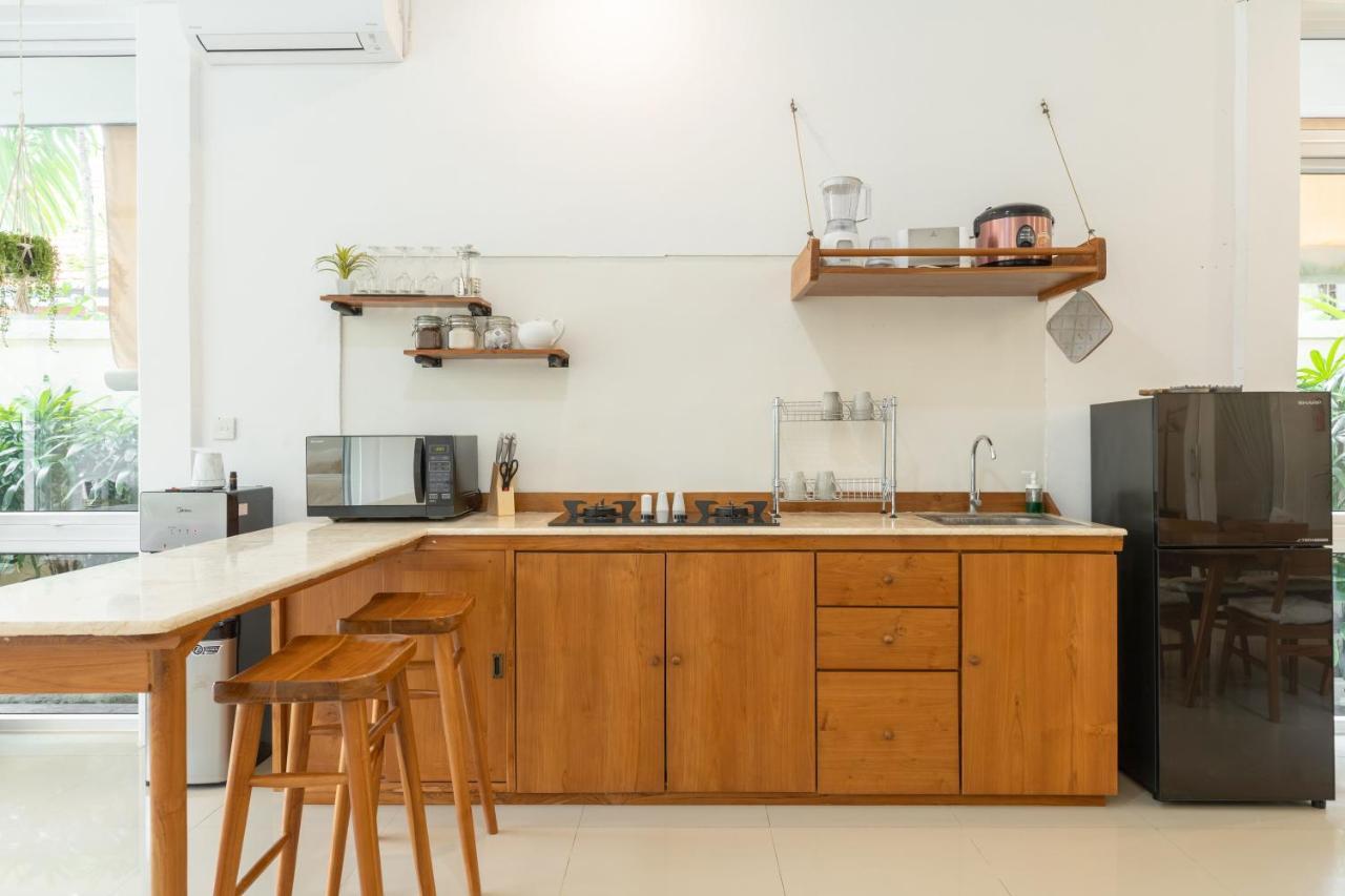 Platform Luxe 3br In By Azure Near Oldmans Canggu (Bali)