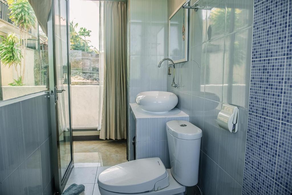 Bombora Surf Camp Guest house