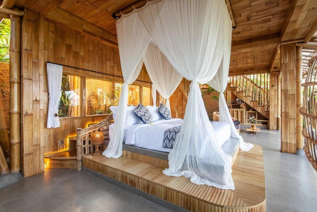 Villa Magic Hills Bali - Magical Eco-luxury Selat