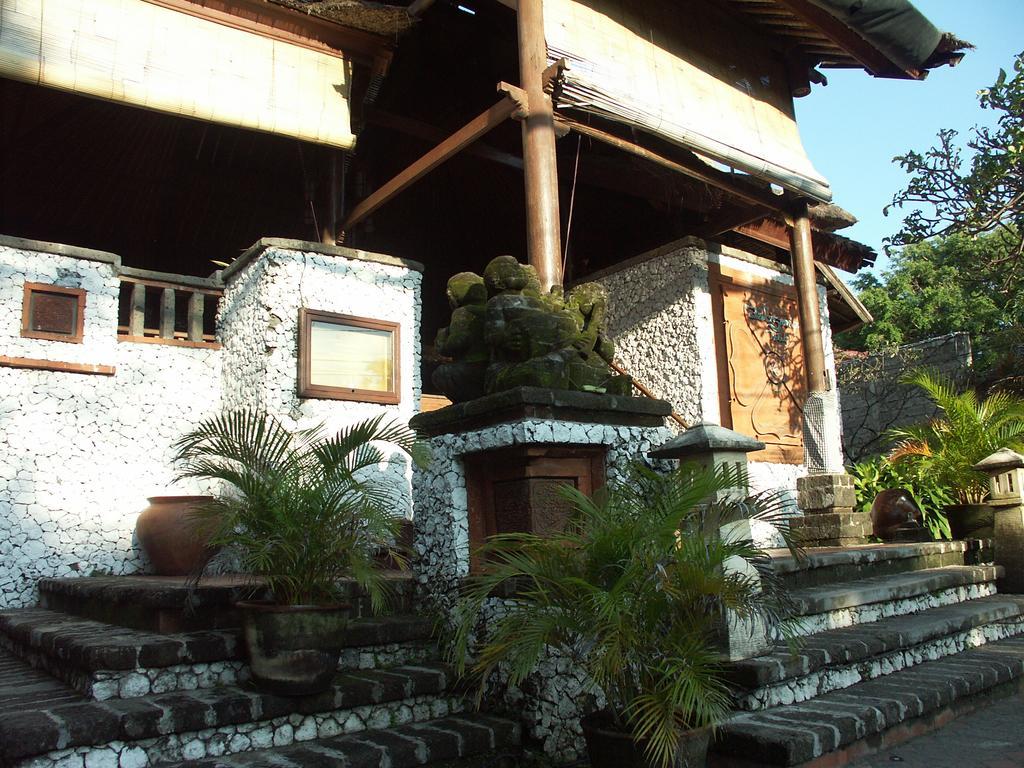 Hotel Balisani Padma 2*