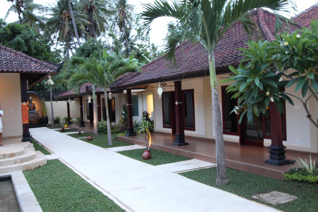Melamun 4* Lovina (Bali)