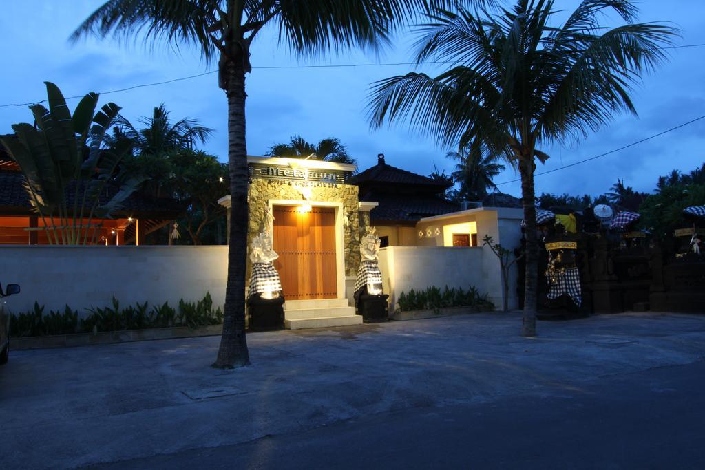 Melamun Holiday park Lovina (Bali)