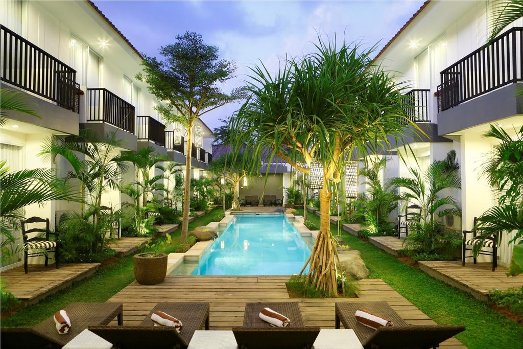 7 Bidadari 3* Seminyak (Bali)