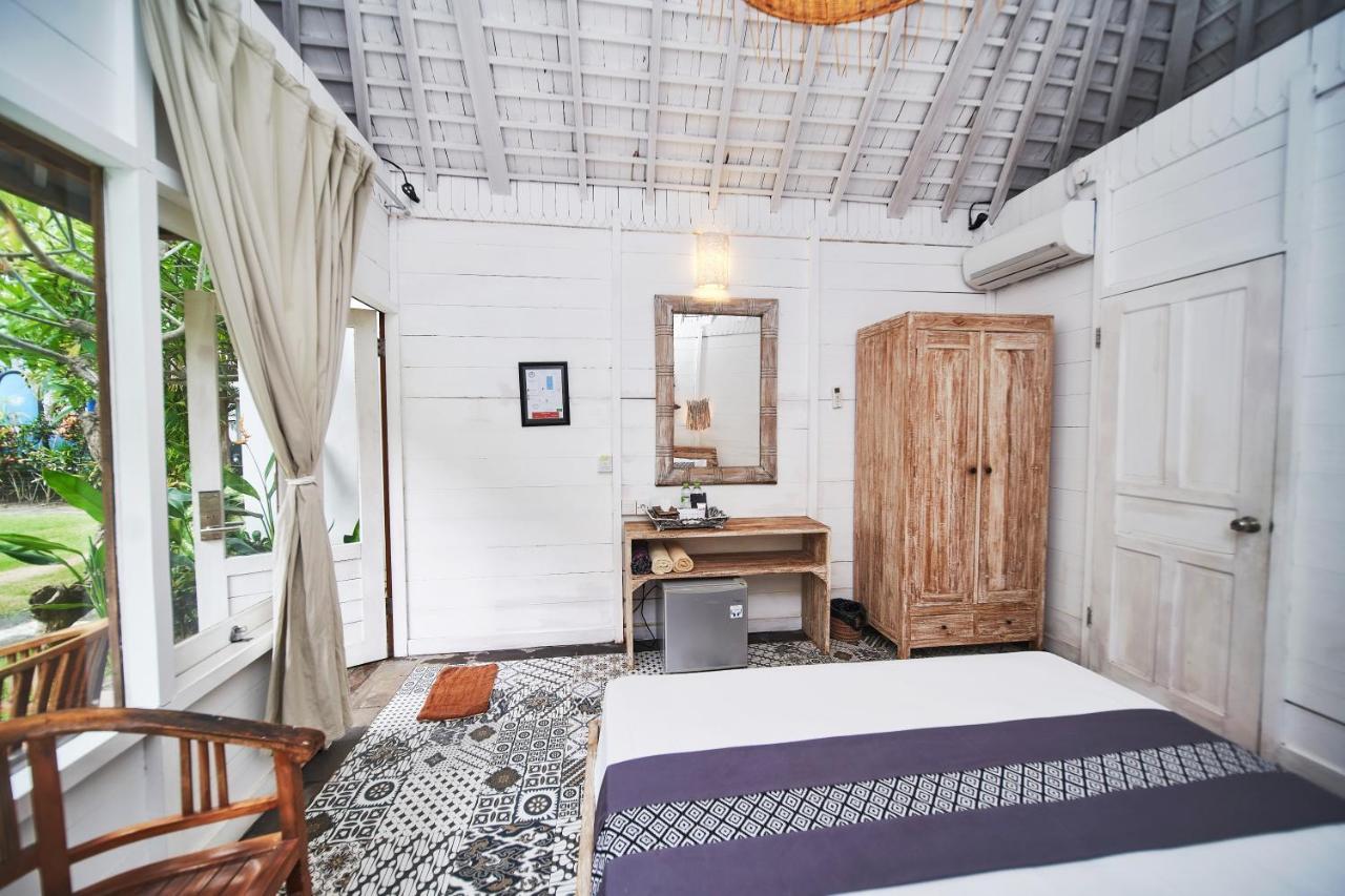 Easy Surf Camp Hotel