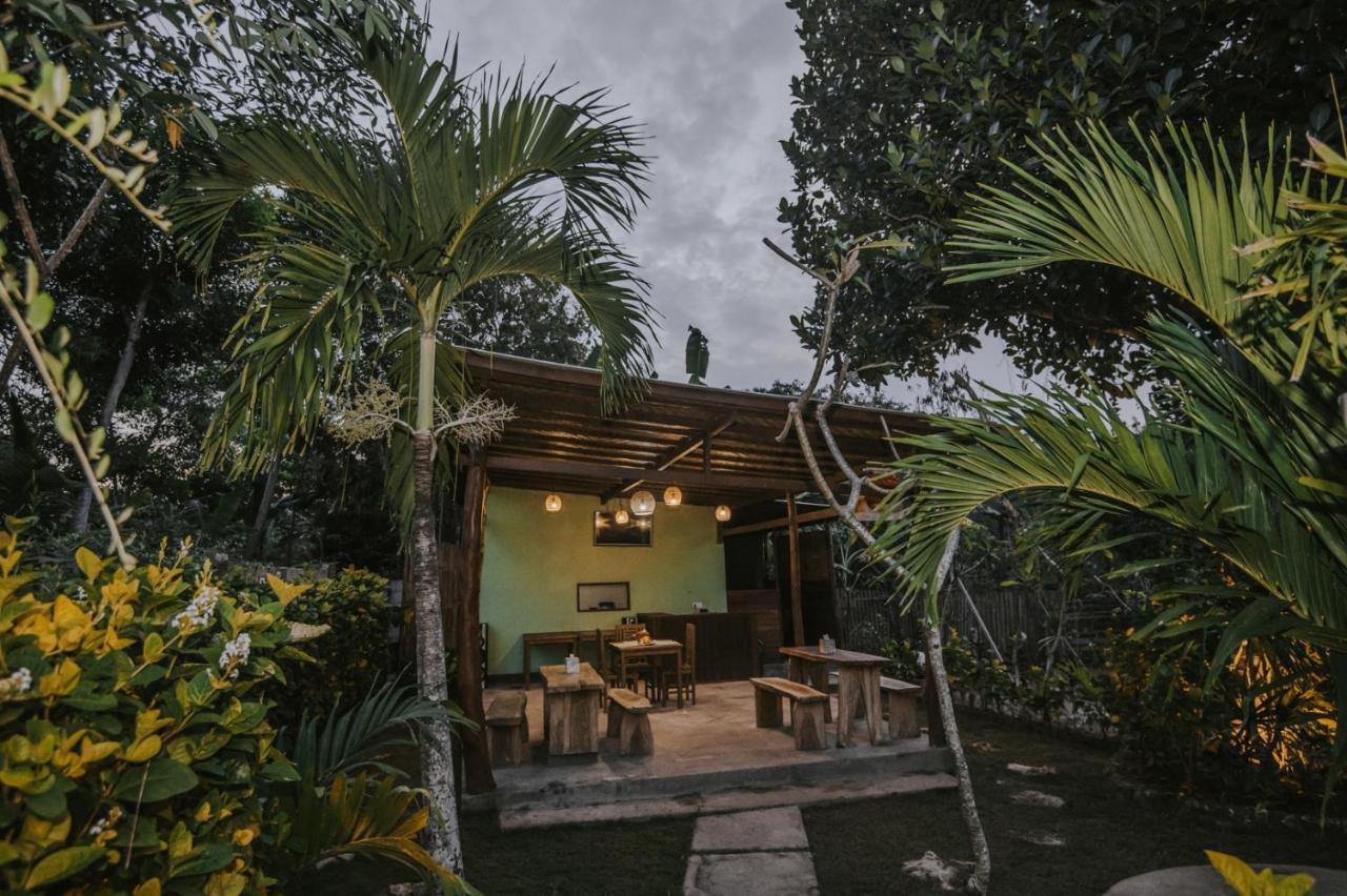Nerima Hut Nusa Lembongan (Bali)