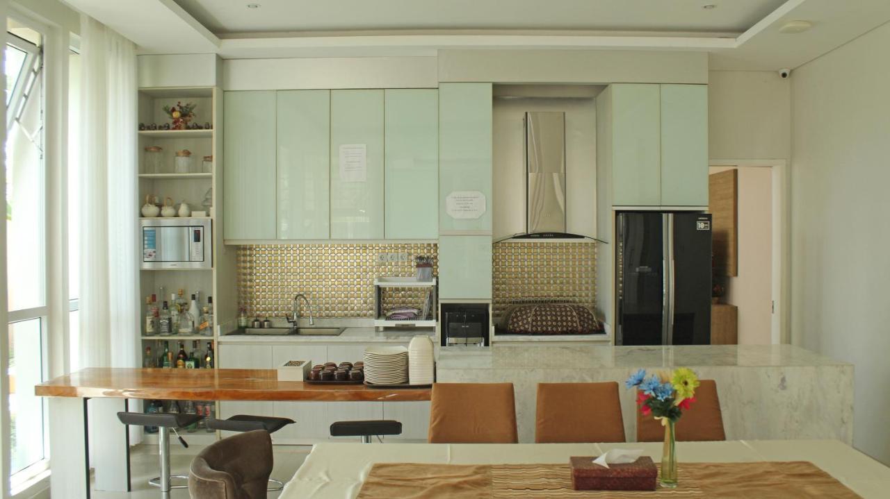 The Kirana Sunset Bed & Breakfast *