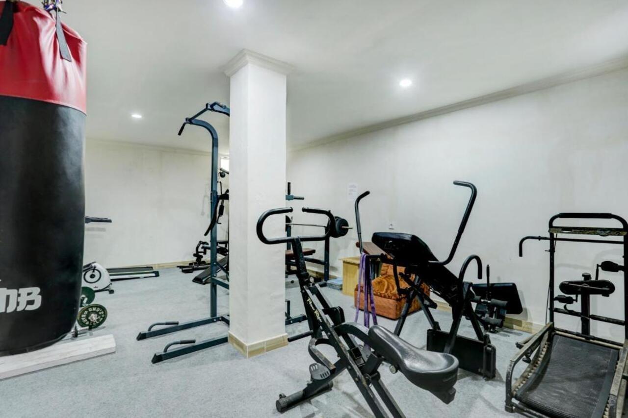 Hotel Oyo 3950 The Ratna