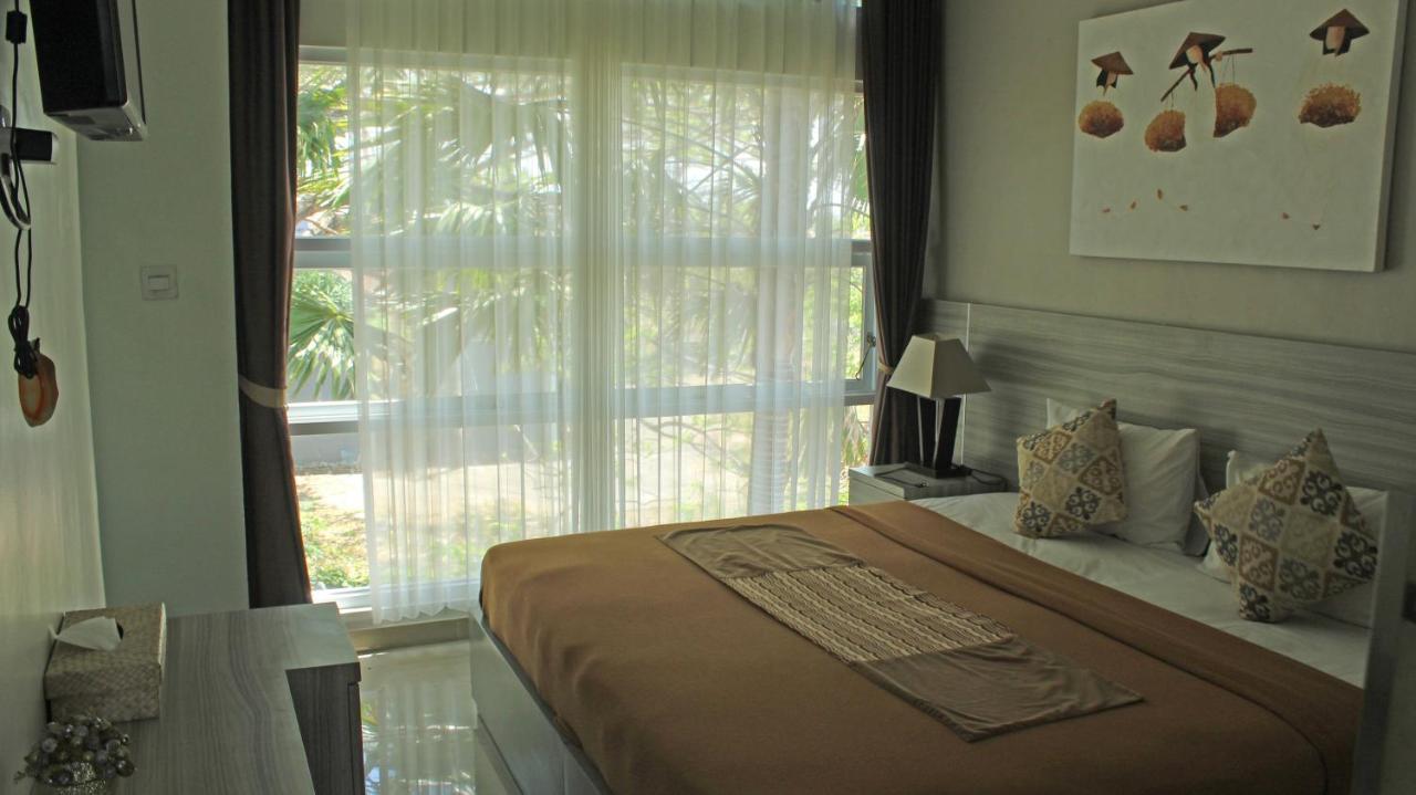 The Kirana Sunset * Seminyak (Bali)