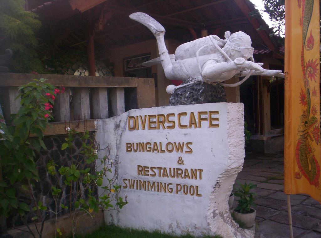 Diver's Cafe 2*