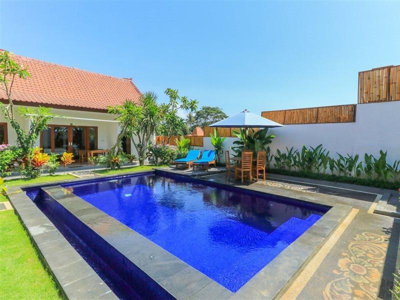 Wisma tamu Pererenan Nengah 2*