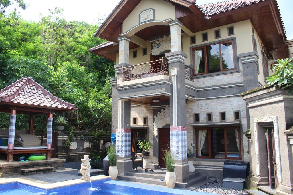 Villa Puri Dawa Kusamba