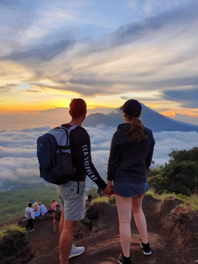 Lingga Bali