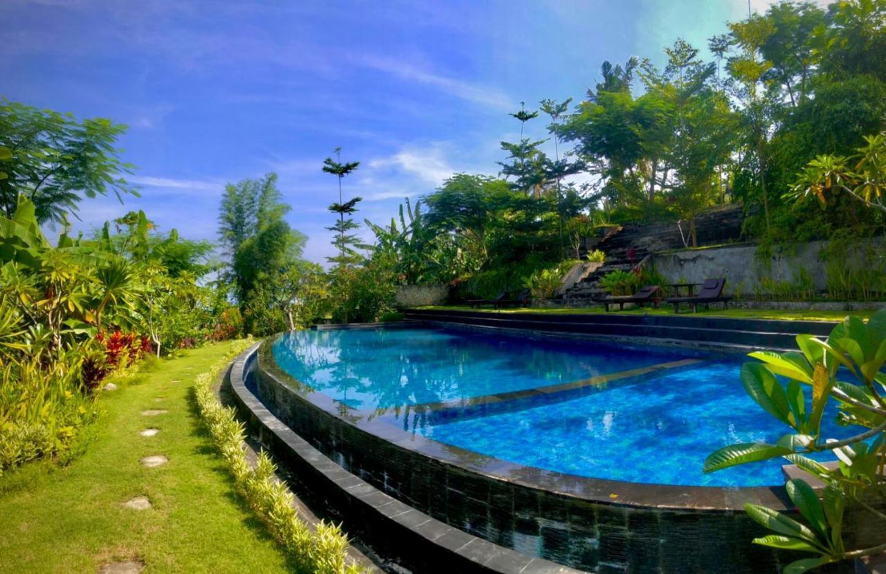 Arya Nusa Penida