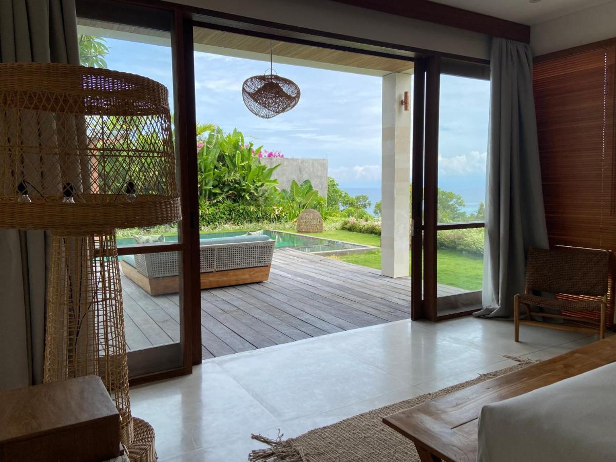 Biarritz * Uluwatu (Bali)